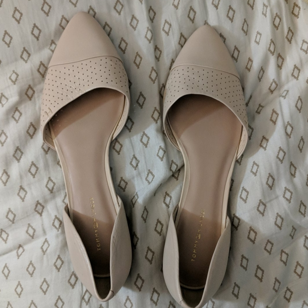 Tommy Hilfiger Nude Flats
